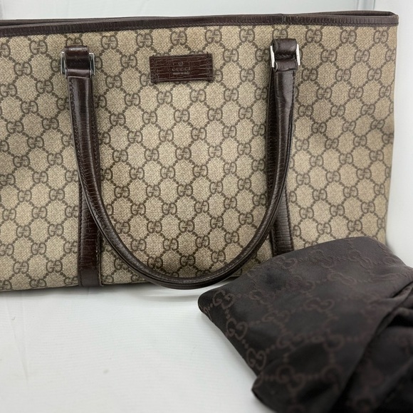Gucci Beige and Brown Shoulder Bag Authentic - Picture 1 of 7